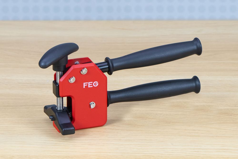 Đầu cắt gạch bàn (có Laze) FEG EG-AC22L