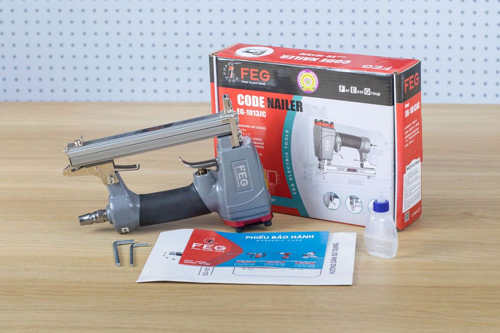Máy bắn đinh U chạy hơi FEG EG-1013JC