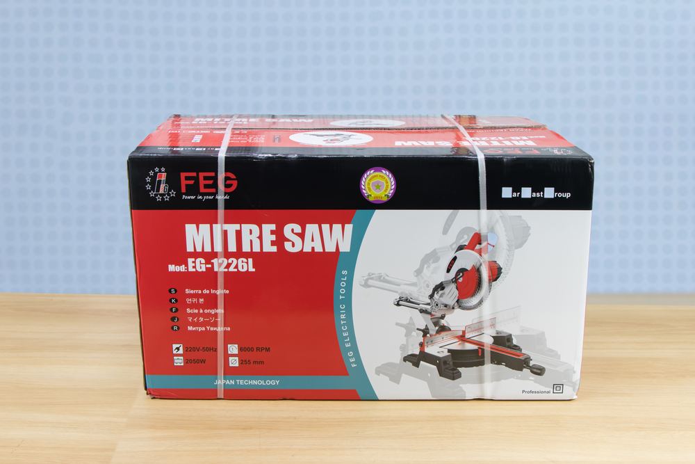 Máy cắt góc nghiêng cổ trượt (nhôm, gỗ) FEG EG-1226L