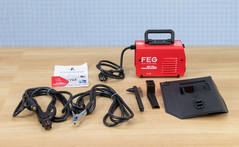 Máy hàn Mini, que 2.5mm FEG ARC-160 mini (IGBT)