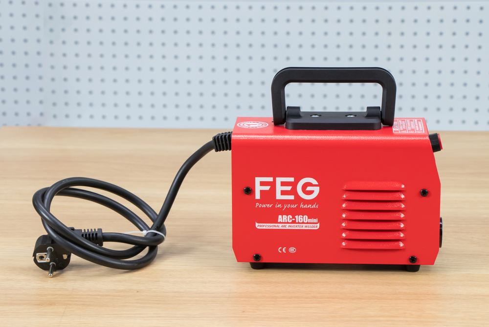 Máy hàn Mini, que 2.5mm FEG ARC-160 mini (IGBT)