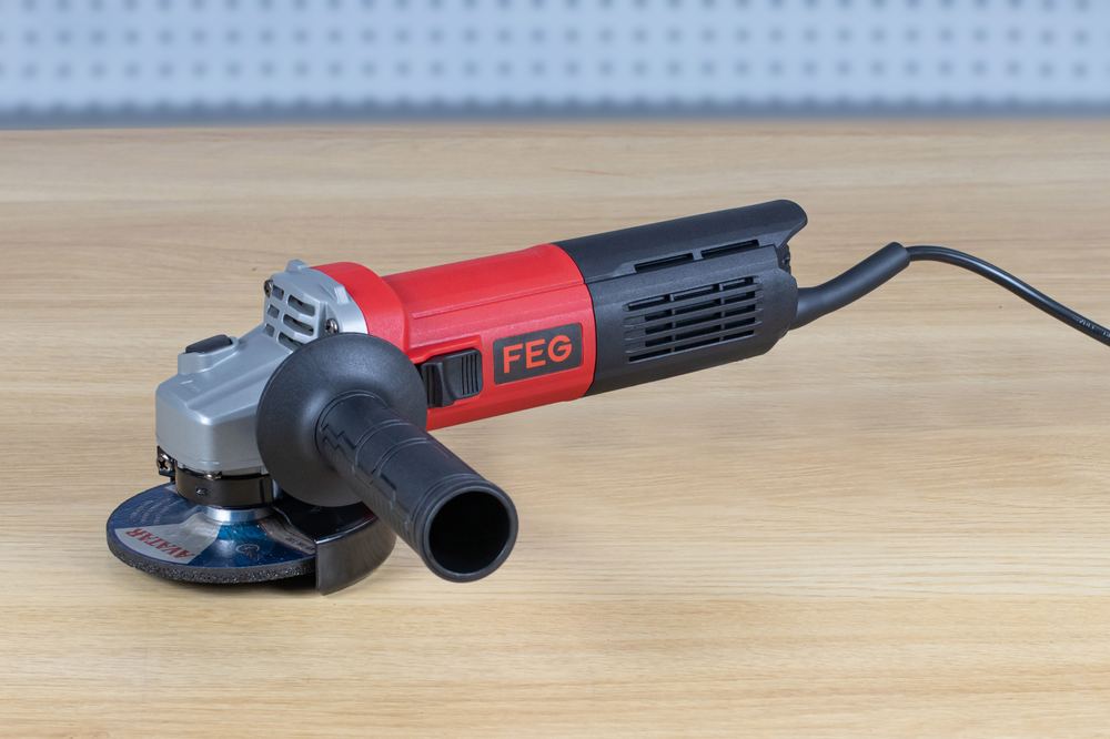 Máy mài 100mm( Công tắc thân) FEG EG-912B