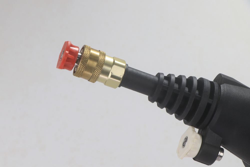 Máy xịt rửa xe dùng pin ERGEN EN-660